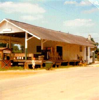 depot_14.jpg (12076 bytes)