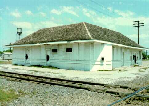 depot_21.jpg (23680 bytes)