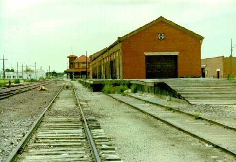 depot_39.jpg (21469 bytes)