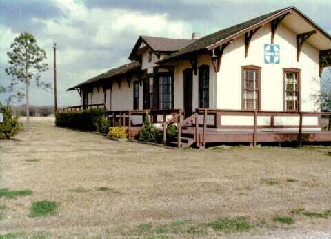 depot_45.jpg (22840 bytes)