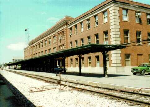 depot_58.jpg (25444 bytes)